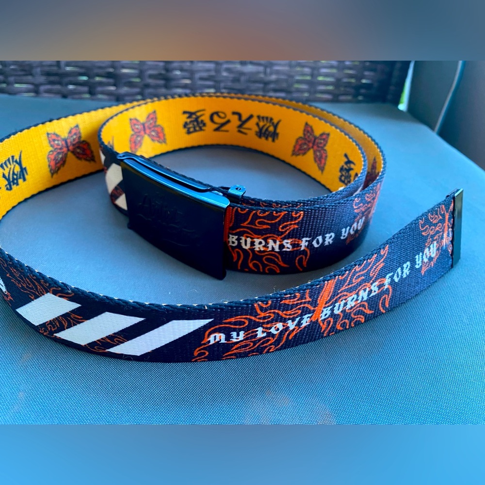 Zumies brand reversible & adjustable streetwear belt